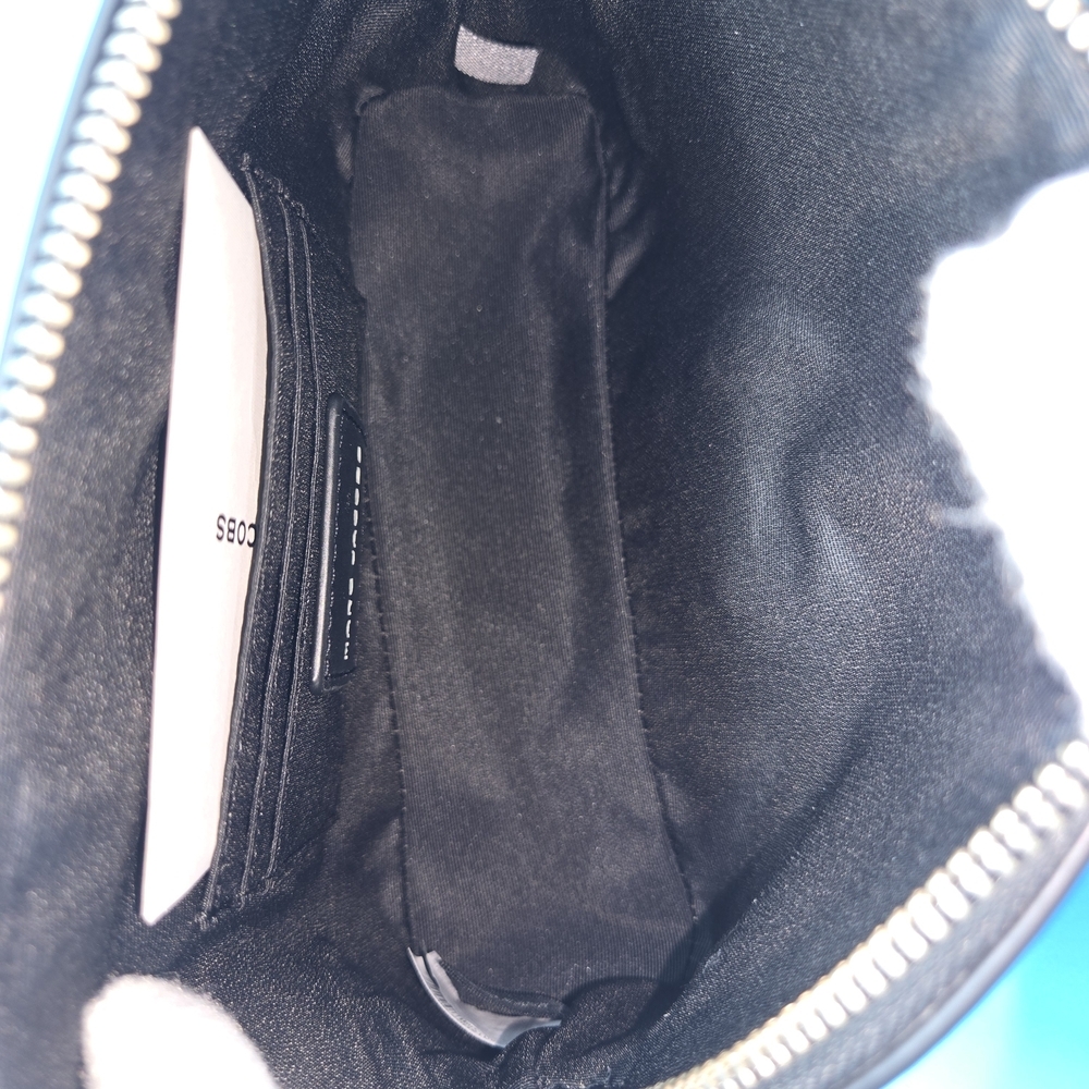 Marc Jacobs Black and White Crossbody Bag With Thin Logo Strap - Picture 4 of 7